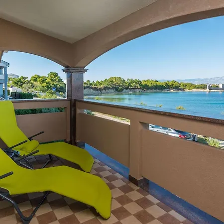 Appartement Weiss 1 By Interhome Vir