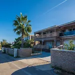 Weiss 1 By Interhome * Vir