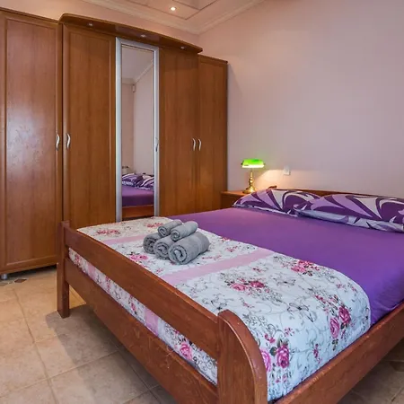 Apartman Weiss 1 By Interhome